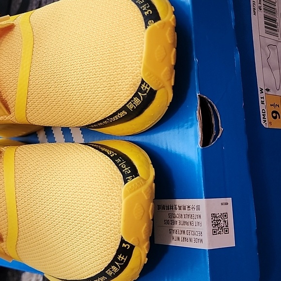 WOMENS ADIDAS NMD SNEAKERS - Picture 2 of 10